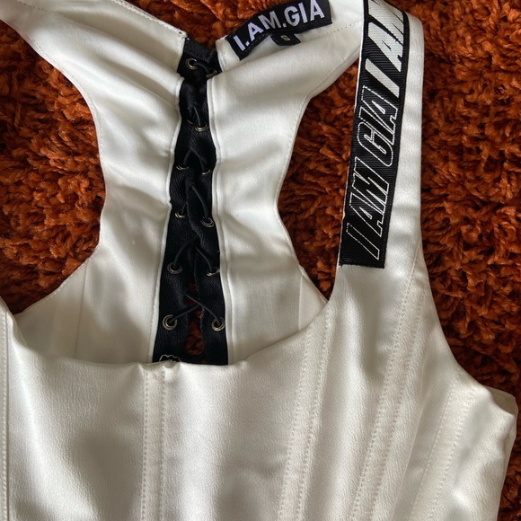 White corset - Picture 3 of 8